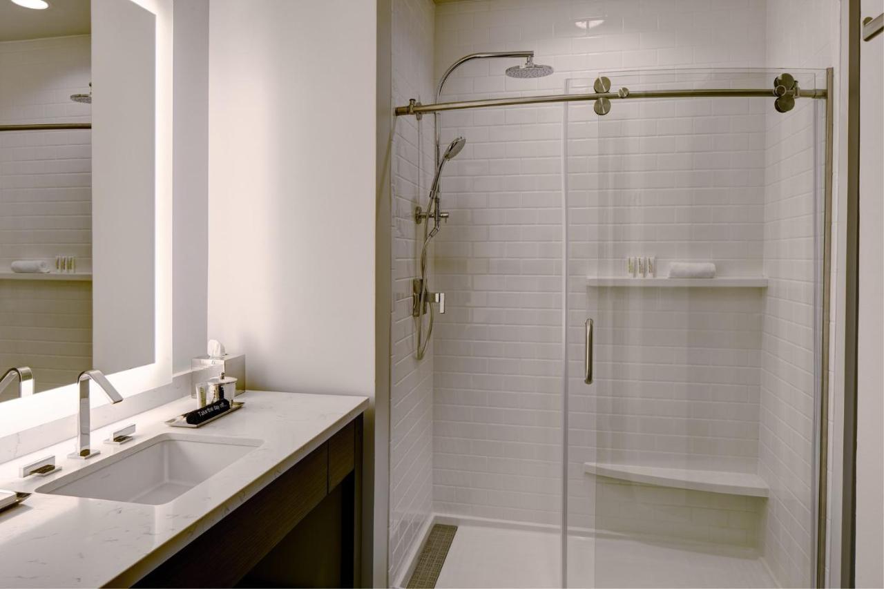 Archer Hotel Florham Park Bagian luar foto